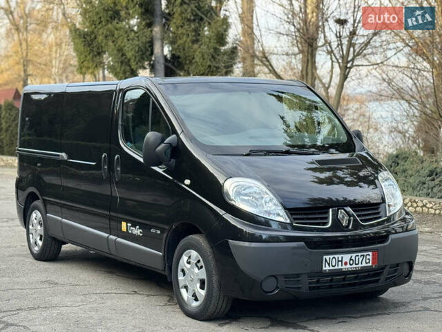 Чорний Рено Трафік, об'ємом двигуна 2 л та пробігом 255 тис. км за 13499 $, фото 11 на Automoto.ua
