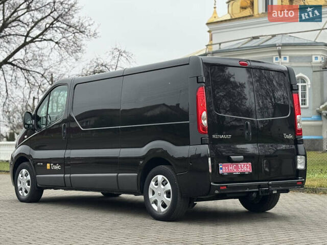 Чорний Рено Трафік, об'ємом двигуна 2 л та пробігом 255 тис. км за 13499 $, фото 31 на Automoto.ua