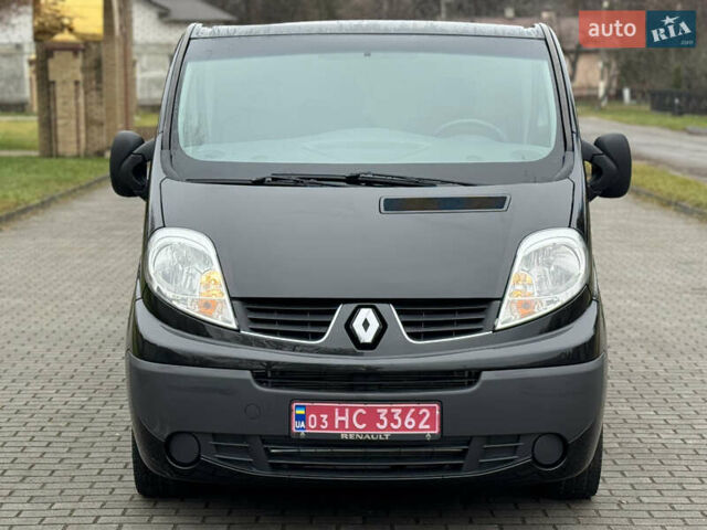 Чорний Рено Трафік, об'ємом двигуна 2 л та пробігом 255 тис. км за 13499 $, фото 7 на Automoto.ua