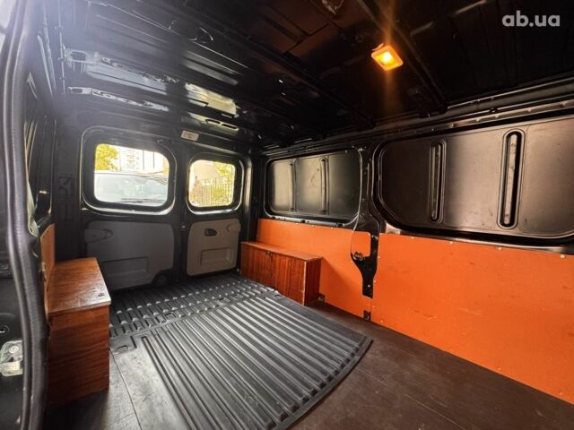 Черный Рено Трафик, объемом двигателя 2 л и пробегом 231 тыс. км за 13300 $, фото 5 на Automoto.ua