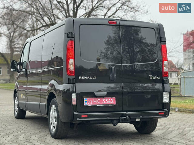 Чорний Рено Трафік, об'ємом двигуна 2 л та пробігом 255 тис. км за 13499 $, фото 30 на Automoto.ua