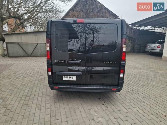 Черный Рено Трафик, объемом двигателя 0 л и пробегом 195 тыс. км за 19899 $, фото 30 на Automoto.ua