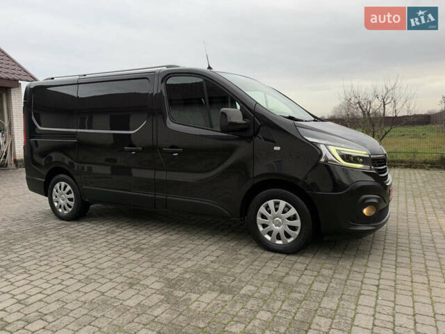 Черный Рено Трафик, объемом двигателя 2 л и пробегом 198 тыс. км за 21850 $, фото 152 на Automoto.ua