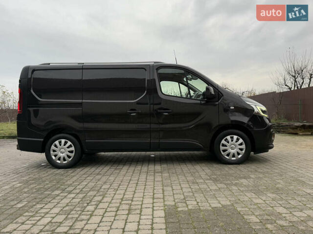 Черный Рено Трафик, объемом двигателя 2 л и пробегом 198 тыс. км за 21850 $, фото 151 на Automoto.ua