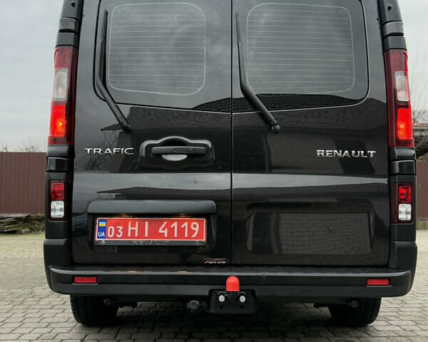 Черный Рено Трафик, объемом двигателя 2 л и пробегом 198 тыс. км за 21850 $, фото 27 на Automoto.ua