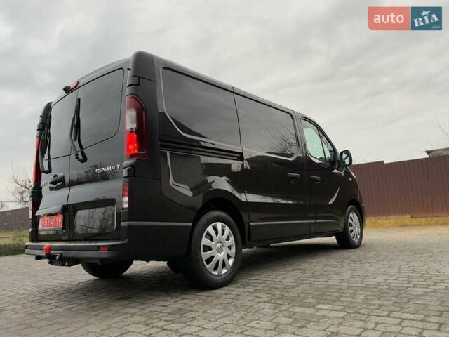 Черный Рено Трафик, объемом двигателя 2 л и пробегом 198 тыс. км за 21850 $, фото 147 на Automoto.ua