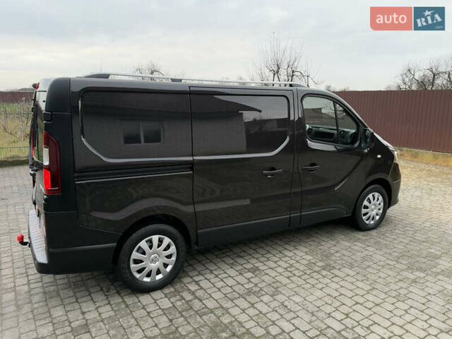 Черный Рено Трафик, объемом двигателя 2 л и пробегом 198 тыс. км за 21850 $, фото 149 на Automoto.ua