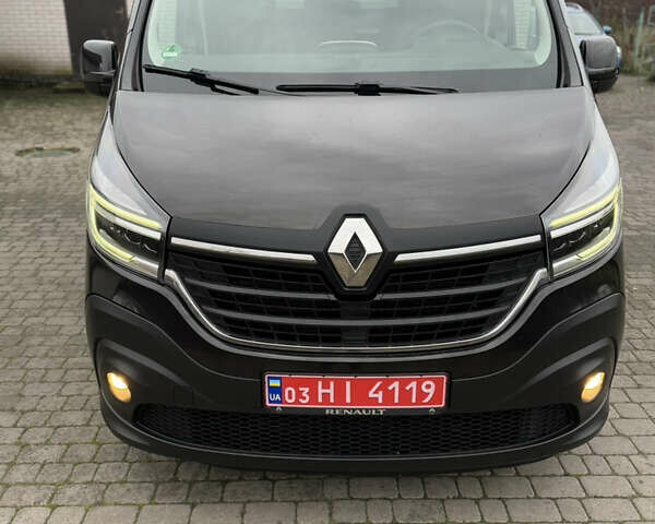 Черный Рено Трафик, объемом двигателя 2 л и пробегом 198 тыс. км за 21850 $, фото 7 на Automoto.ua