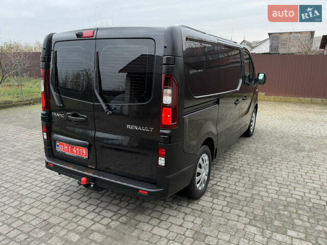 Черный Рено Трафик, объемом двигателя 2 л и пробегом 198 тыс. км за 21850 $, фото 28 на Automoto.ua