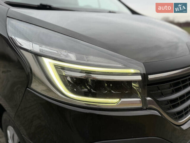 Черный Рено Трафик, объемом двигателя 2 л и пробегом 198 тыс. км за 21850 $, фото 132 на Automoto.ua