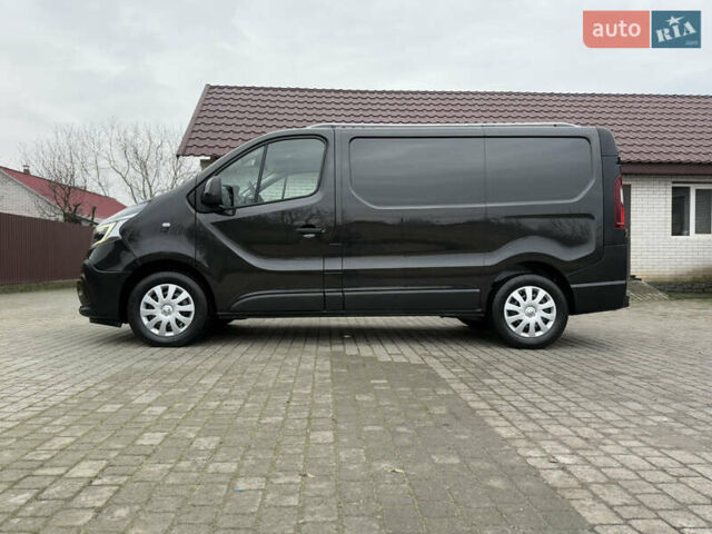 Черный Рено Трафик, объемом двигателя 2 л и пробегом 198 тыс. км за 21850 $, фото 18 на Automoto.ua