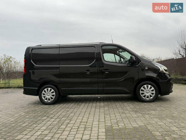 Черный Рено Трафик, объемом двигателя 2 л и пробегом 198 тыс. км за 21850 $, фото 36 на Automoto.ua