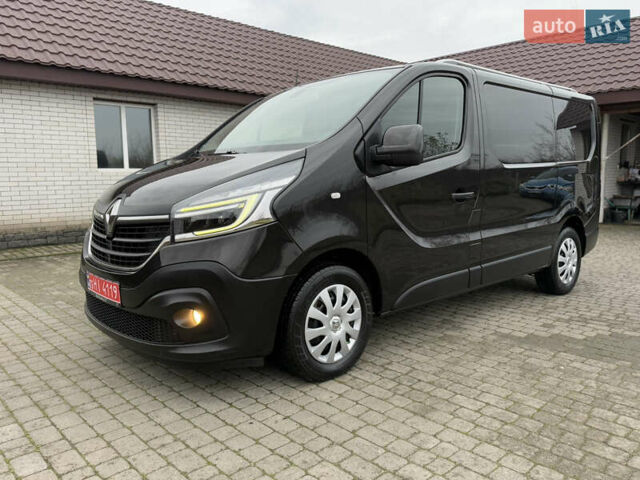 Черный Рено Трафик, объемом двигателя 2 л и пробегом 198 тыс. км за 21850 $, фото 13 на Automoto.ua