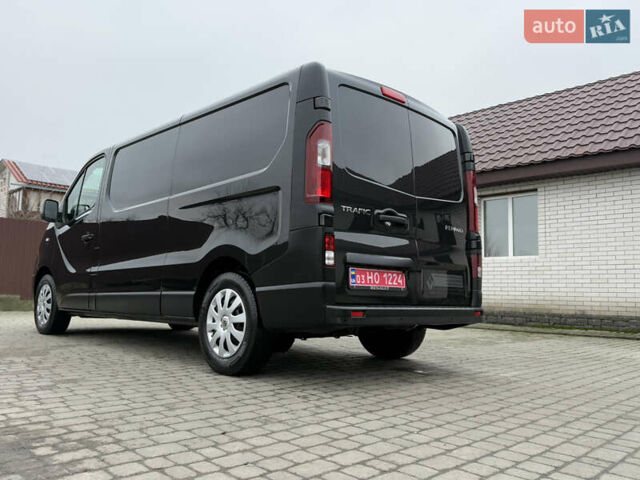 Чорний Рено Трафік, об'ємом двигуна 2 л та пробігом 189 тис. км за 22999 $, фото 117 на Automoto.ua