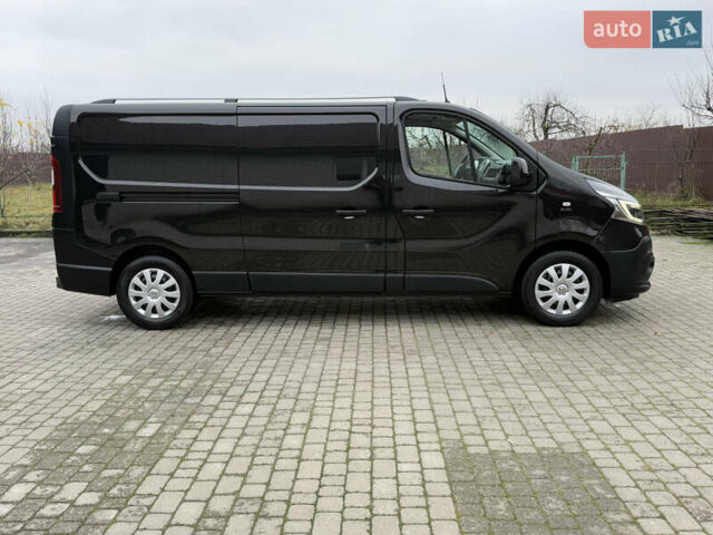 Чорний Рено Трафік, об'ємом двигуна 2 л та пробігом 189 тис. км за 22999 $, фото 123 на Automoto.ua