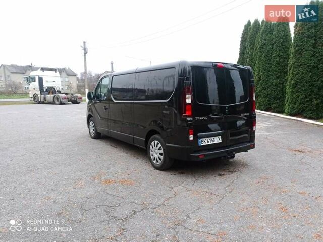 Чорний Рено Трафік, об'ємом двигуна 2 л та пробігом 123 тис. км за 18900 $, фото 9 на Automoto.ua