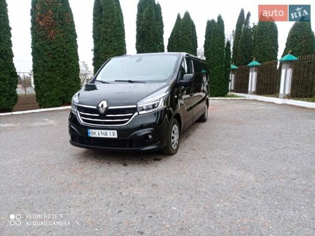 Чорний Рено Трафік, об'ємом двигуна 2 л та пробігом 123 тис. км за 18900 $, фото 1 на Automoto.ua