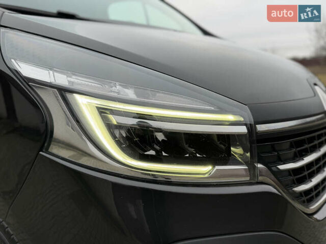 Чорний Рено Трафік, об'ємом двигуна 2 л та пробігом 189 тис. км за 22999 $, фото 105 на Automoto.ua