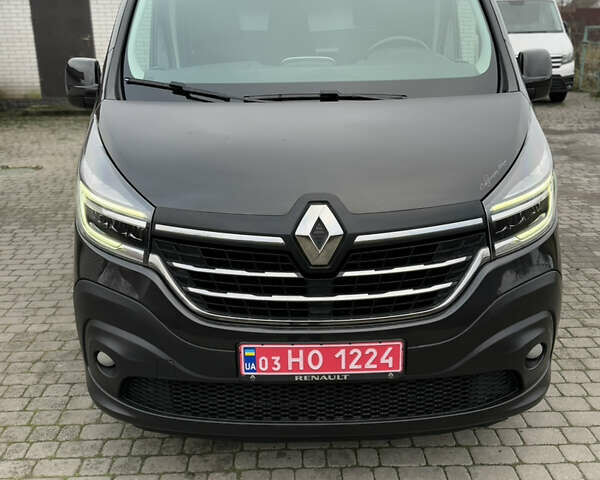 Чорний Рено Трафік, об'ємом двигуна 2 л та пробігом 189 тис. км за 22999 $, фото 7 на Automoto.ua