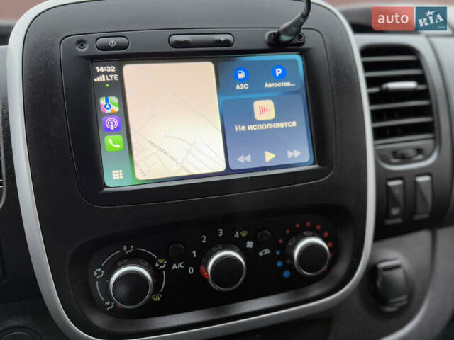 Чорний Рено Трафік, об'ємом двигуна 2 л та пробігом 189 тис. км за 22999 $, фото 64 на Automoto.ua