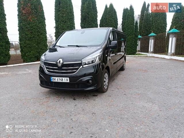Чорний Рено Трафік, об'ємом двигуна 2 л та пробігом 123 тис. км за 18900 $, фото 2 на Automoto.ua