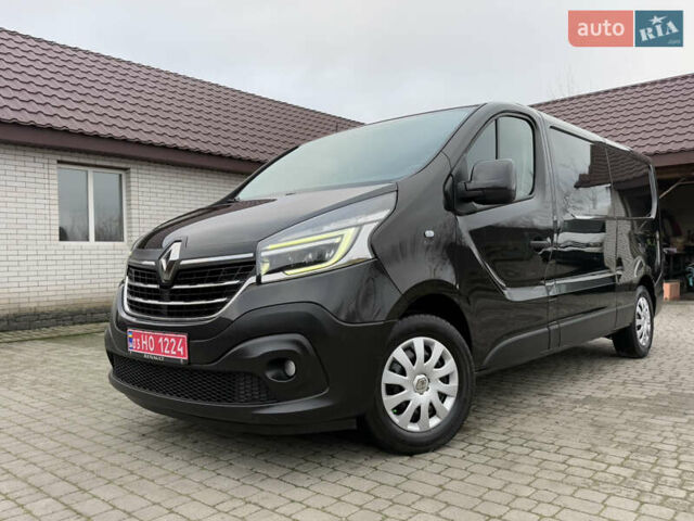 Чорний Рено Трафік, об'ємом двигуна 2 л та пробігом 189 тис. км за 22999 $, фото 3 на Automoto.ua