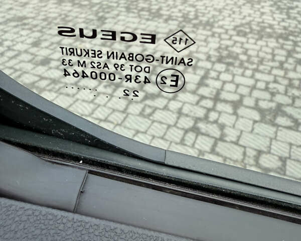 Черный Рено Трафик, объемом двигателя 2 л и пробегом 74 тыс. км за 29900 $, фото 55 на Automoto.ua