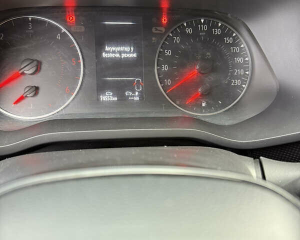 Черный Рено Трафик, объемом двигателя 2 л и пробегом 74 тыс. км за 29900 $, фото 32 на Automoto.ua