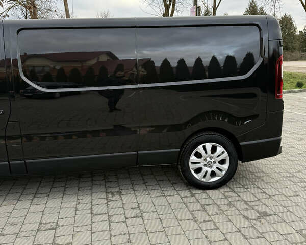 Черный Рено Трафик, объемом двигателя 2 л и пробегом 74 тыс. км за 29900 $, фото 8 на Automoto.ua