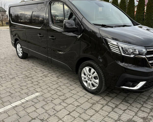 Черный Рено Трафик, объемом двигателя 2 л и пробегом 74 тыс. км за 29900 $, фото 15 на Automoto.ua