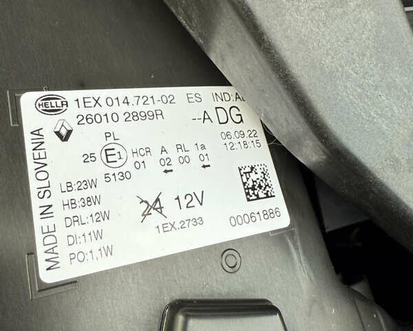 Черный Рено Трафик, объемом двигателя 2 л и пробегом 74 тыс. км за 29900 $, фото 47 на Automoto.ua