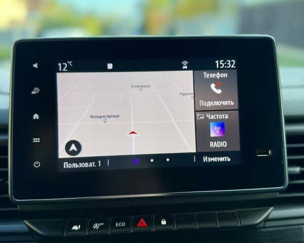 Черный Рено Трафик, объемом двигателя 2 л и пробегом 81 тыс. км за 27900 $, фото 68 на Automoto.ua