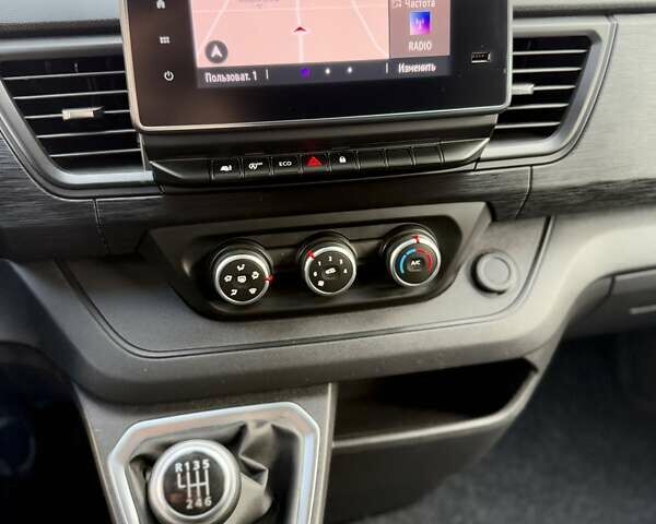 Черный Рено Трафик, объемом двигателя 2 л и пробегом 81 тыс. км за 27900 $, фото 65 на Automoto.ua