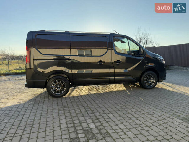 Черный Рено Трафик, объемом двигателя 2 л и пробегом 179 тыс. км за 23450 $, фото 150 на Automoto.ua