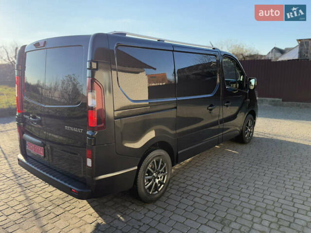 Черный Рено Трафик, объемом двигателя 2 л и пробегом 179 тыс. км за 23450 $, фото 28 на Automoto.ua