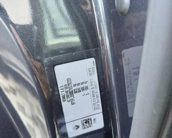 Черный Рено Трафик, объемом двигателя 2 л и пробегом 81 тыс. км за 27900 $, фото 79 на Automoto.ua