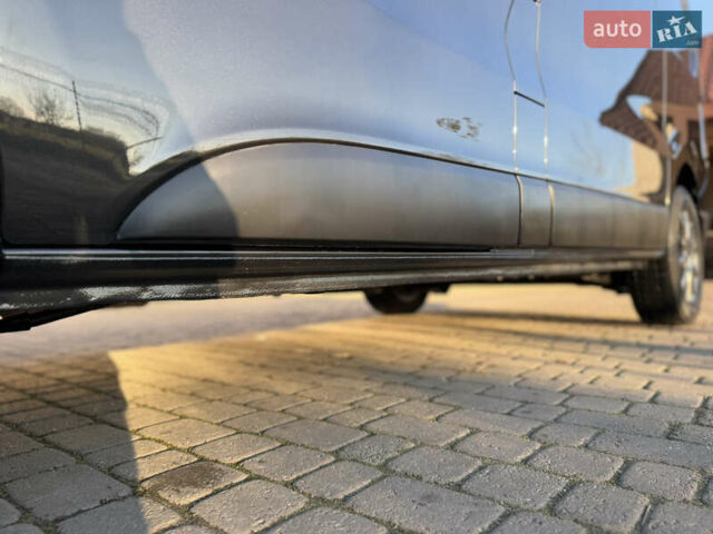 Черный Рено Трафик, объемом двигателя 2 л и пробегом 179 тыс. км за 23450 $, фото 125 на Automoto.ua