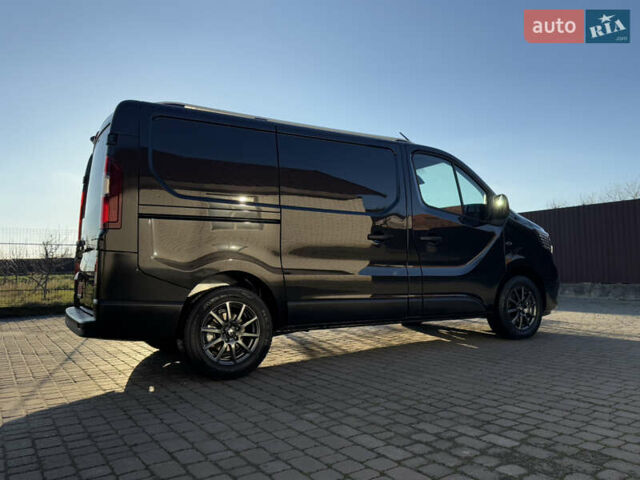 Черный Рено Трафик, объемом двигателя 2 л и пробегом 179 тыс. км за 23450 $, фото 31 на Automoto.ua