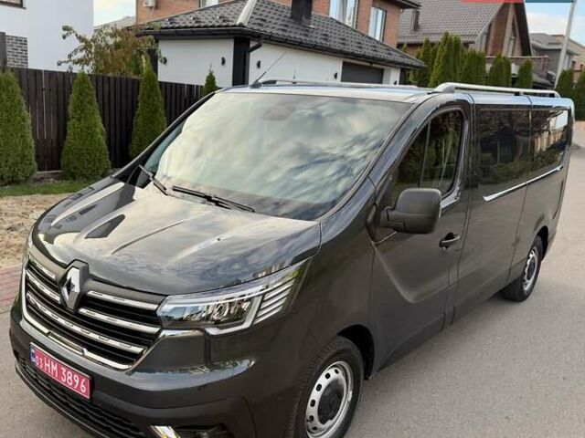 Черный Рено Трафик, объемом двигателя 2 л и пробегом 81 тыс. км за 27900 $, фото 18 на Automoto.ua