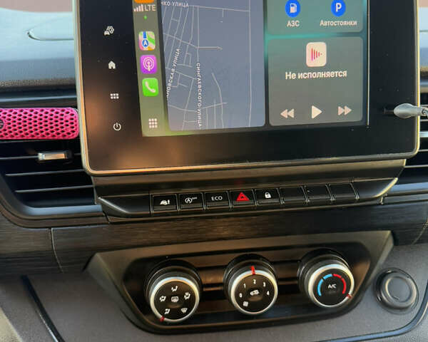 Черный Рено Трафик, объемом двигателя 2 л и пробегом 179 тыс. км за 23450 $, фото 104 на Automoto.ua