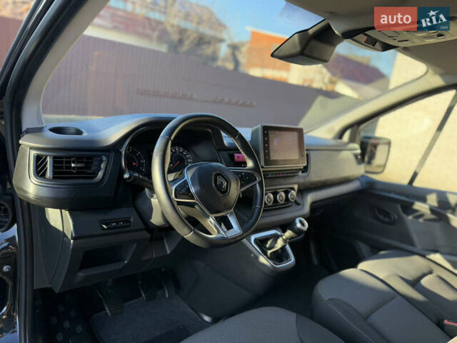 Черный Рено Трафик, объемом двигателя 2 л и пробегом 179 тыс. км за 23450 $, фото 86 на Automoto.ua