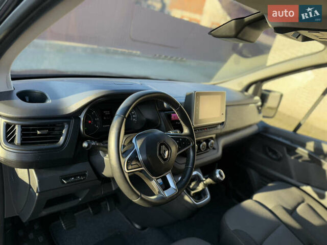 Черный Рено Трафик, объемом двигателя 2 л и пробегом 179 тыс. км за 23450 $, фото 88 на Automoto.ua