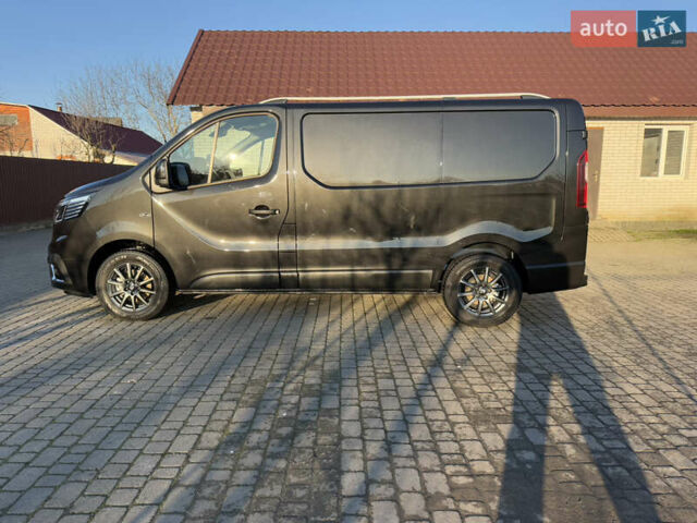 Черный Рено Трафик, объемом двигателя 2 л и пробегом 179 тыс. км за 23450 $, фото 137 на Automoto.ua