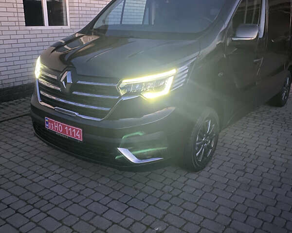 Черный Рено Трафик, объемом двигателя 2 л и пробегом 179 тыс. км за 23450 $, фото 44 на Automoto.ua