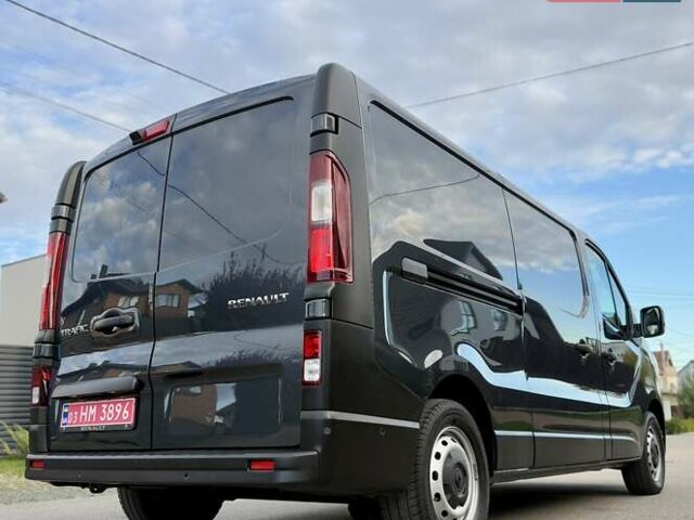 Черный Рено Трафик, объемом двигателя 2 л и пробегом 81 тыс. км за 27900 $, фото 15 на Automoto.ua