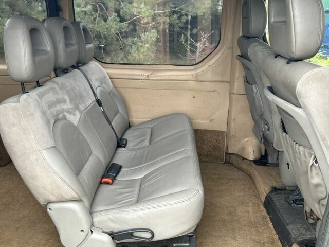 Черный Рено Трафик, объемом двигателя 2.5 л и пробегом 300 тыс. км за 2999 $, фото 5 на Automoto.ua