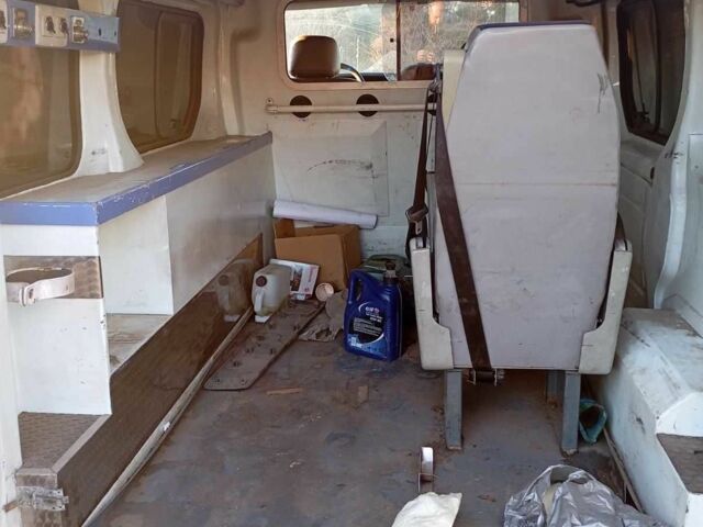 Черный Рено Трафик, объемом двигателя 2 л и пробегом 1 тыс. км за 1650 $, фото 4 на Automoto.ua