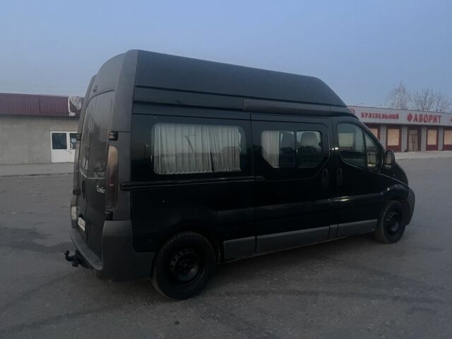 Рено Трафик 2006 в Павлограде на Automoto.ua Черный Рено Трафик, объемом двигателя 2.5 л и пробегом 290 тыс. км за 7999 $, фото 4 на Automoto.ua