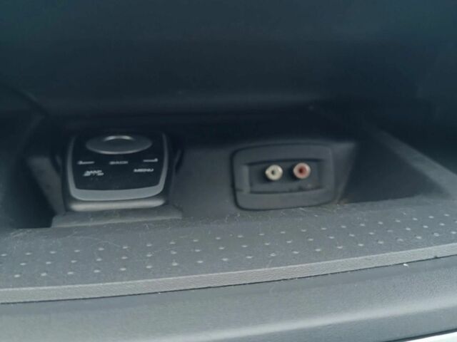 Чорний Рено Трафік, об'ємом двигуна 2.5 л та пробігом 300 тис. км за 13500 $, фото 11 на Automoto.ua