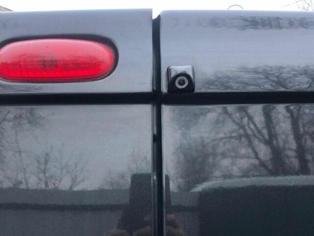 Черный Рено Трафик, объемом двигателя 2 л и пробегом 126 тыс. км за 13700 $, фото 6 на Automoto.ua